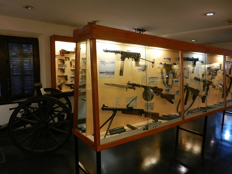 104_Argentina_Buenos_Aires_Museo_de_Armas.JPG - 