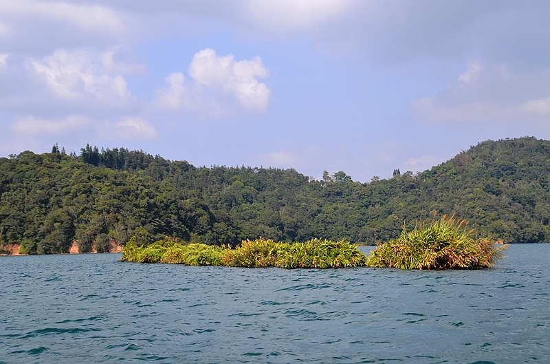 043_Taiwan_Sun_Moon_Lake.JPG