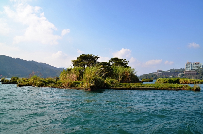 050_Taiwan_Sun_Moon_Lake.JPG