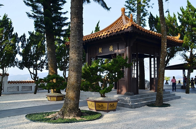 061_Taiwan_Sun_Moon_Lake_Xuan_Zang_Temple.JPG