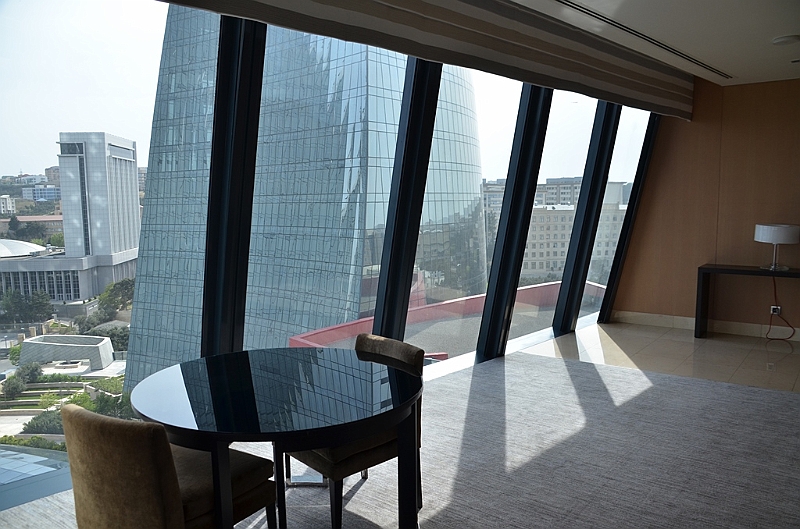 005_Azerbaijan_Baku_Fairmont_Flame_Towers.JPG