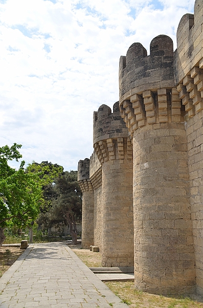 307_Azerbaijan_Great_Mardakan_Fortress.JPG