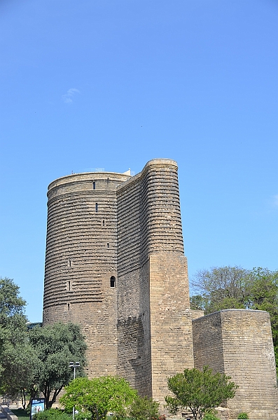 327_Azerbaijan_Baku_Old_Town_Maiden_Tower.JPG