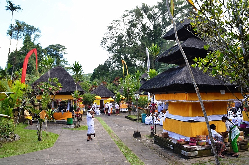 122_Bali_Pura_Luhur_Batukaru.JPG