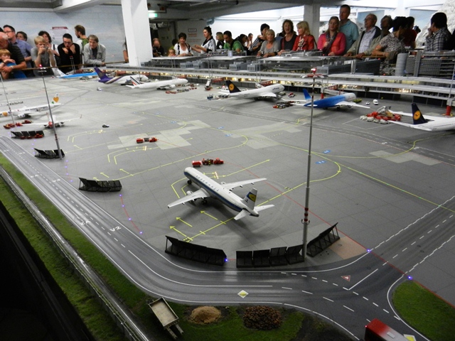 135_Hamburg_Miniatur_Wunderland.JPG