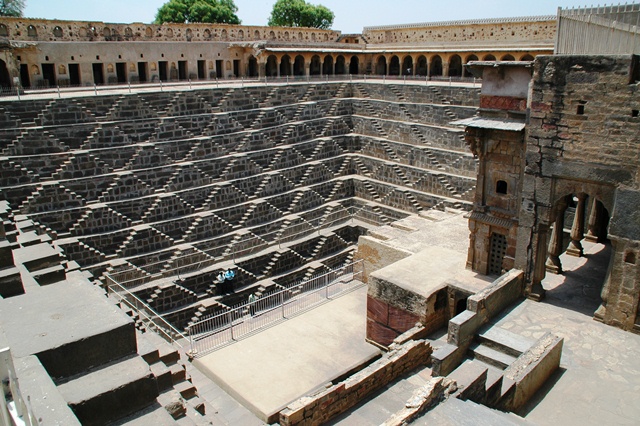 130_India_Abeneri_Chand_Baori.JPG