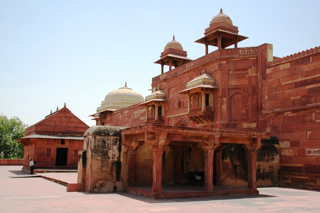 203_India_Fatehpur_Sikri.JPG