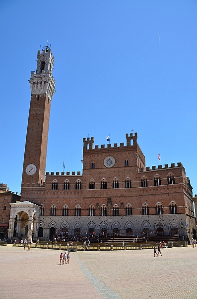 250_Italien_Toskana_Siena_Piazza_del_Campo.JPG