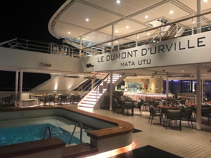 061_Ponant_Le_Dumont_d_Urville.jpg