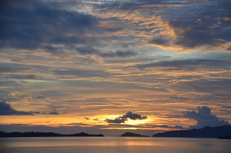 062_Papua_New_Guinea_Sunset.JPG