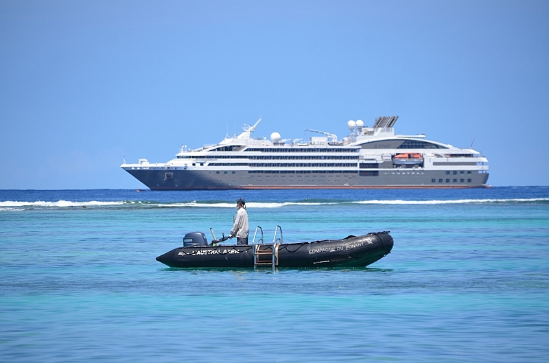 154_Solomon_Islands_Santa_Ana.JPG
