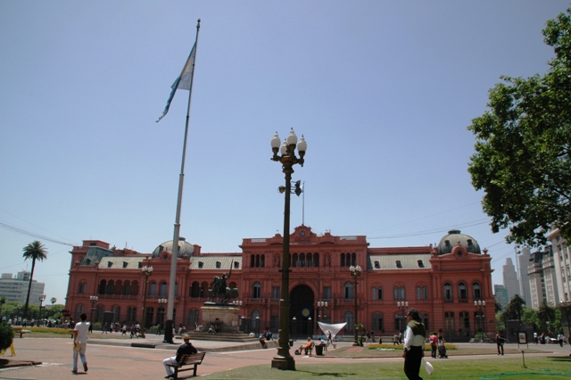 008_Patagonia_Argentina_Buenos_Aires_Casa_Rosada.JPG