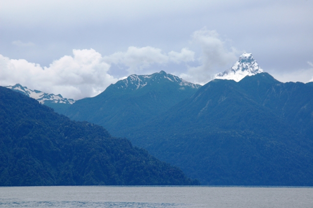 345_Patagonia_Chile_Volcan_Puntiagudo.JPG