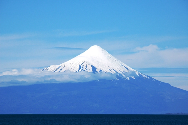 350_Patagonia_Chile_Volcan_Osorno.JPG