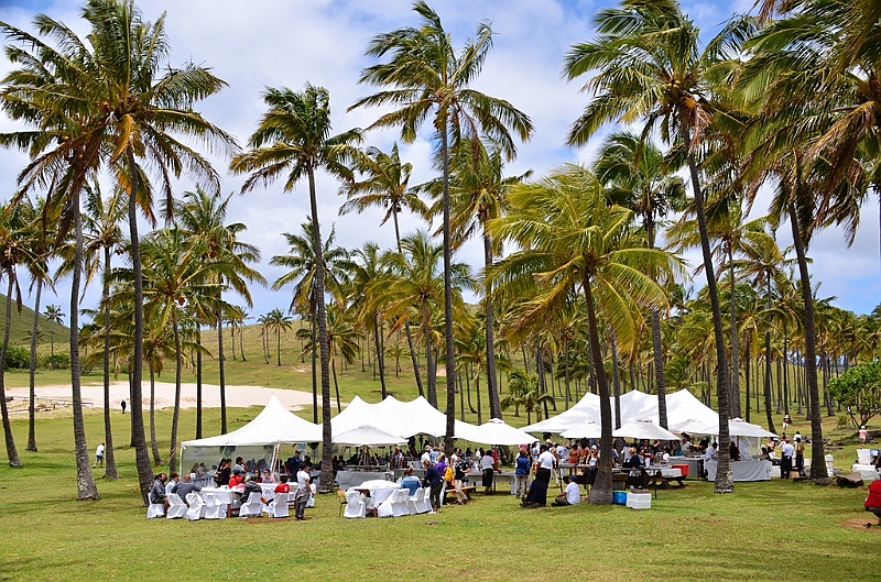 070_Chile_Easter_Island_Anakena.JPG