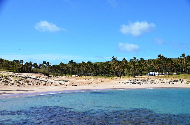 092_Chile_Easter_Island_Anakena.JPG