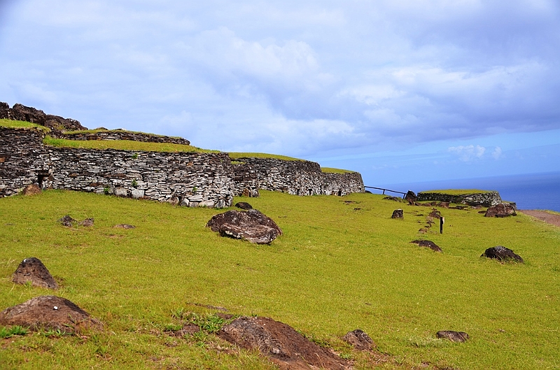 146_Chile_Easter_Island_Orongo.JPG