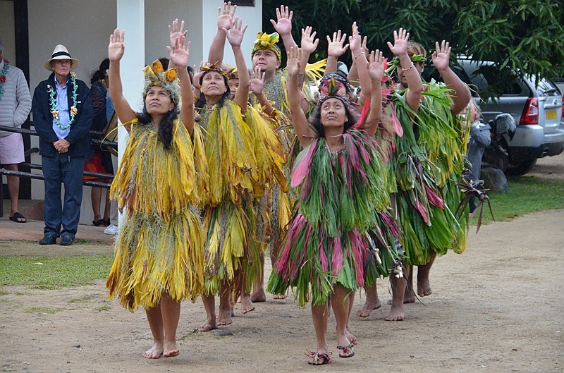 114_French_Polynesia_Gambier_Islands_Rikitea.JPG
