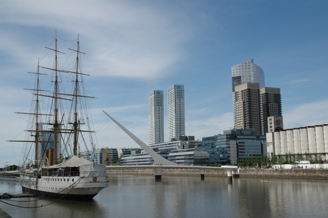 023_Argentina_Buenos_Aires_Puerto_Madero.JPG