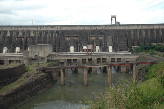 069_Brazil_Itaipu_Dam.JPG