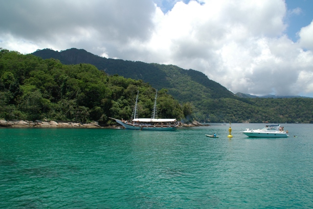 215_Brazil_Ilha_Grande_Boattour.JPG