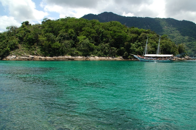 217_Brazil_Ilha_Grande_Boattour.JPG