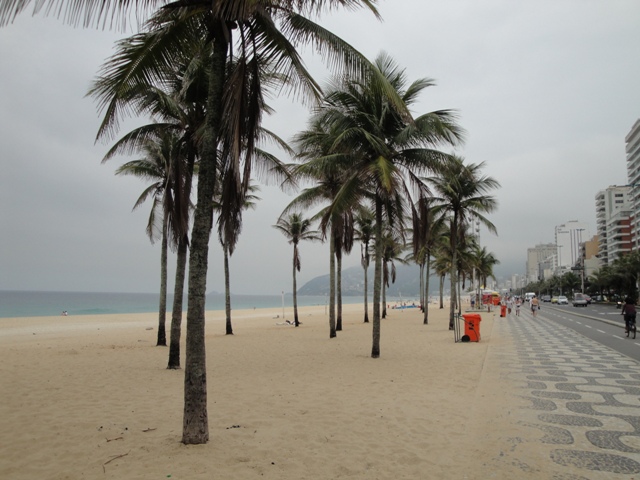 304_Brazil_Rio_de_Janeiro_Ipanema_Beach.JPG